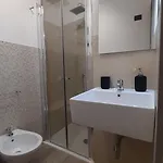 Casa Serravalle דירה *